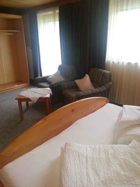 로이타쉬 Haus Karwendelblick B&B 외부 사진